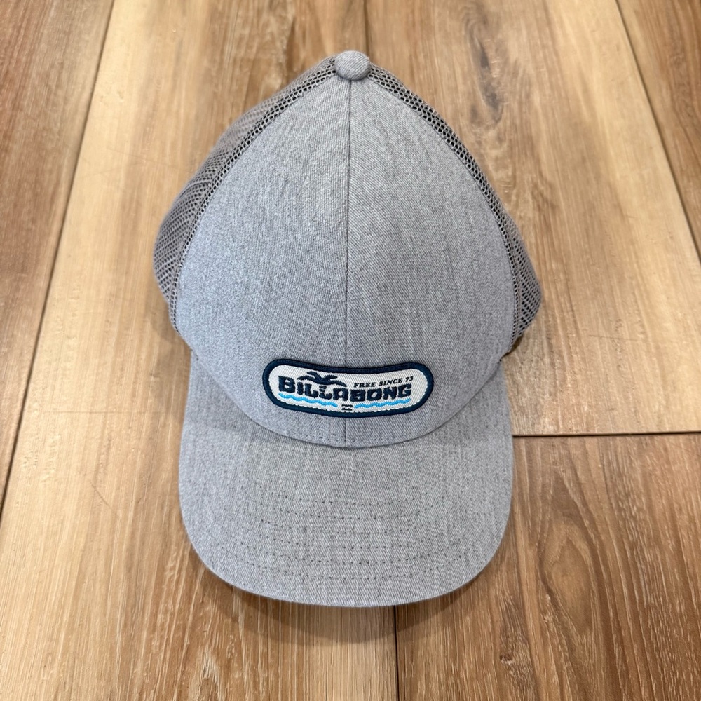 Billabong Free Since ‘73 Mesh Trucker Hat Gray Snapback OS